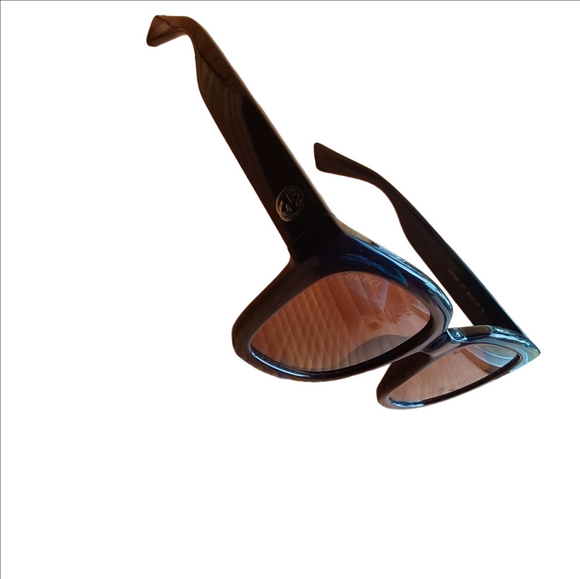 Gucci Oversized Purple Sunglasses - Picture 12 of 13